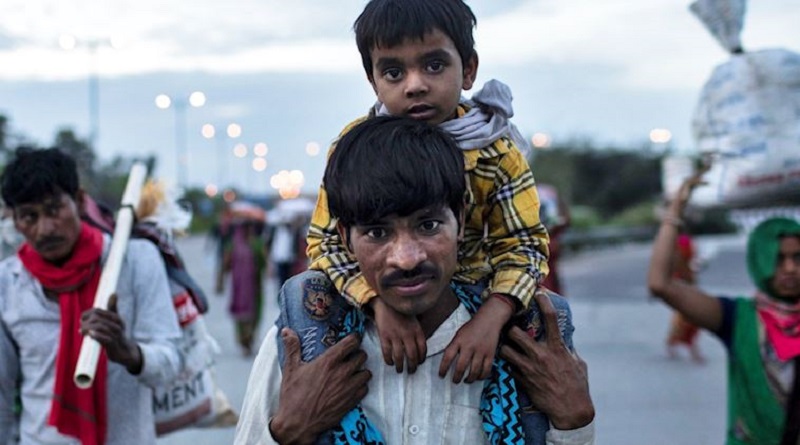 workers go fleeing curfew