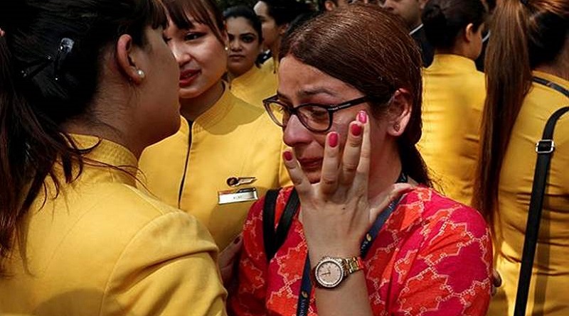 jet airways em[loyee at jantar mantar