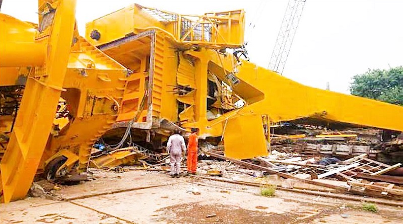 hindustan shipyard crane accident