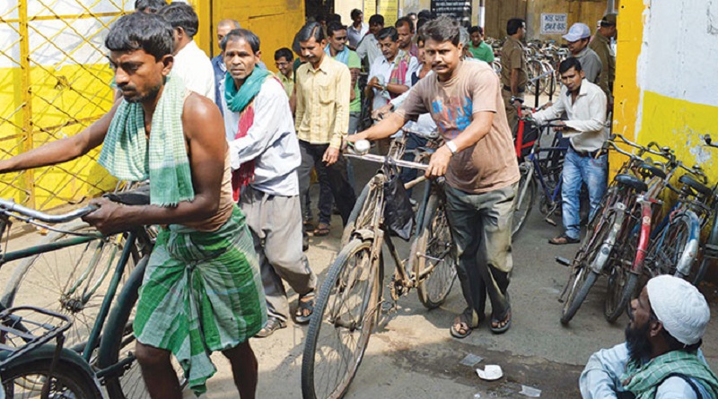 workers in jute mill kolkata