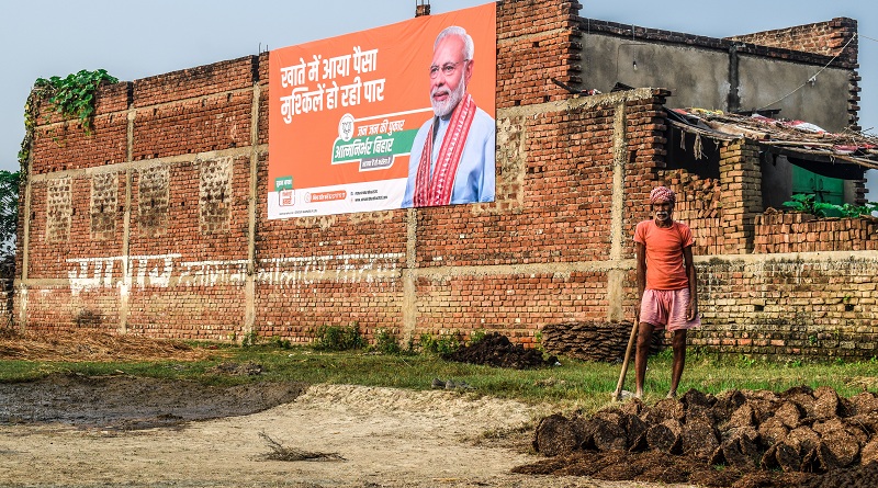 bihar election farmer and modi poster