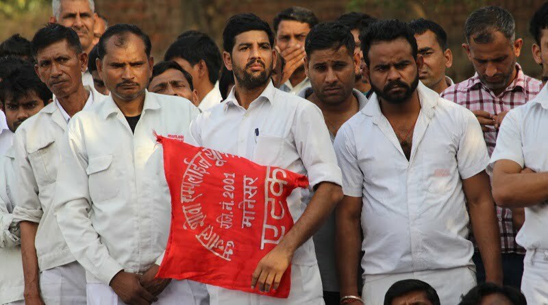 Maruti workers agitated in tau devilal park in march 2017 demanding release of co workers