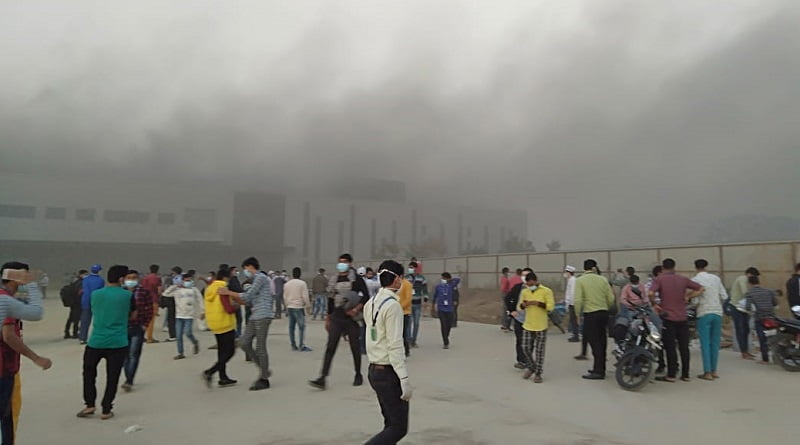 fire in oppo Factory greater noida