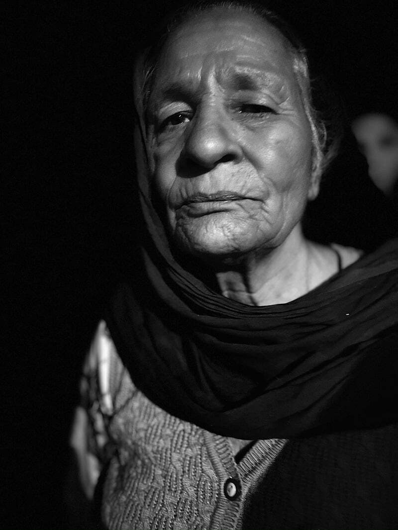 Old age women farmers at Tikari border-8