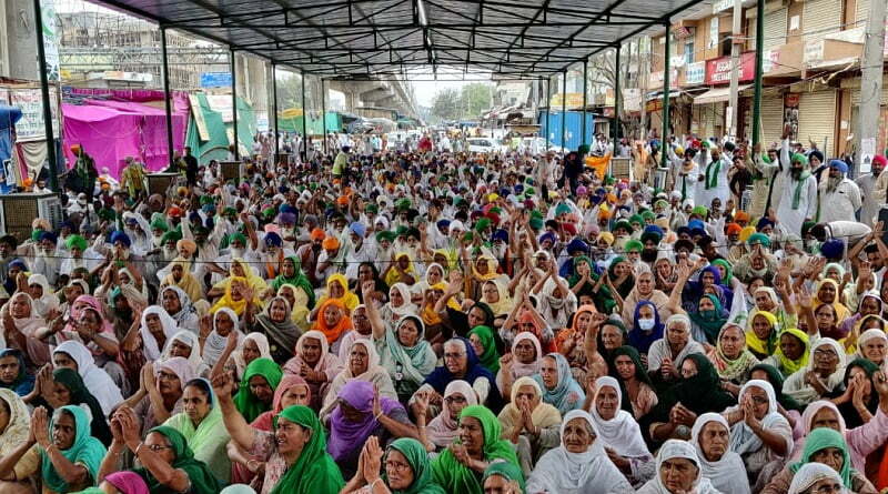 tikari border farmers gathering