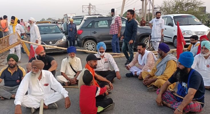 https://www.workersunity.com/wp-content/uploads/2021/05/Haryana-farmers-protest.jpg