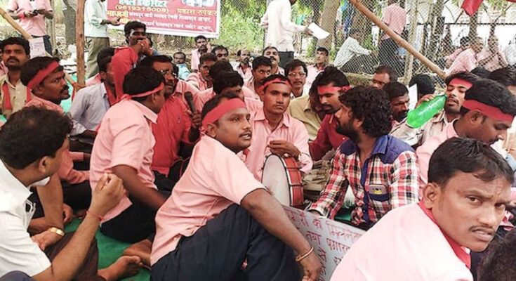 https://www.workersunity.com/wp-content/uploads/2021/06/reliance-electricity-Mumbai-workers.jpg