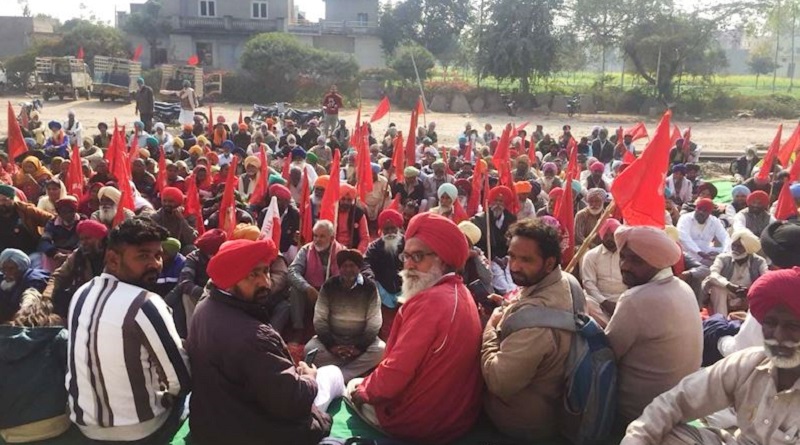 https://www.workersunity.com/wp-content/uploads/2021/12/punjab-labourer-protest.jpg