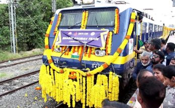 https://www.workersunity.com/wp-content/uploads/2022/06/Bharat-gaurav-train.jpg