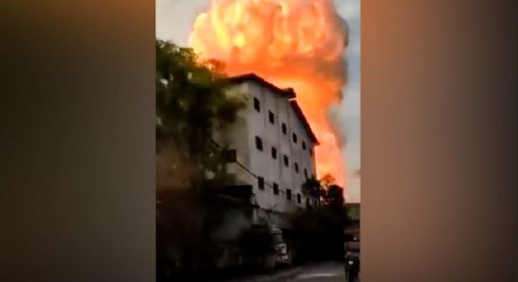 https://www.workersunity.com/wp-content/uploads/2022/06/Hapur-blast-huge-flame-arises-high.jpg