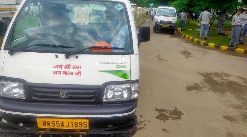 Bell sonica dispatch workers stopped by Maruti gaurds