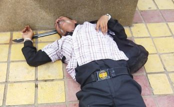 safdarjung hosp laid off security gard attempts suicide