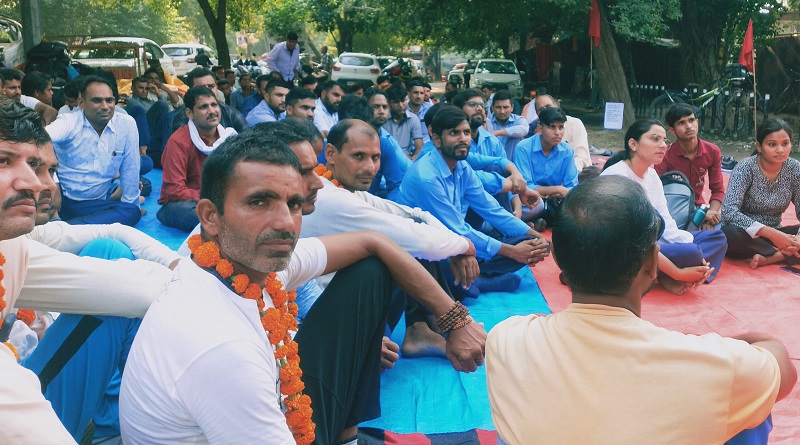 https://www.workersunity.com/wp-content/uploads/2022/10/Nodeep-Kaur-during-Terminated-Maruti-workers-sat-on-Hunger-strike-in-Gudgaon.jpg