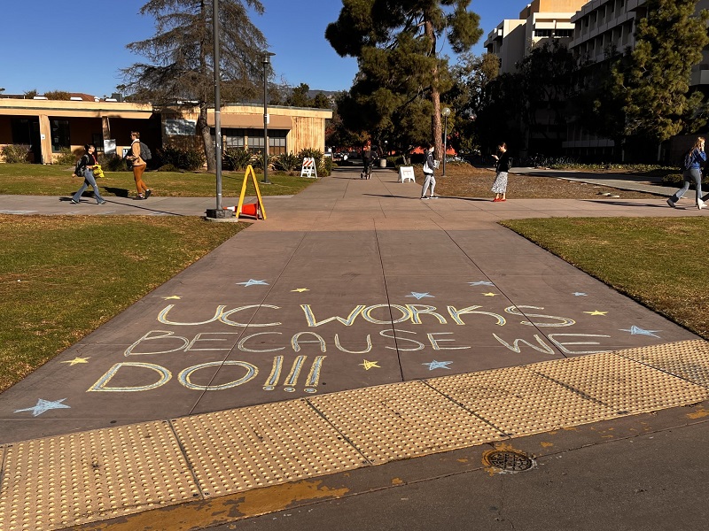 https://www.workersunity.com/wp-content/uploads/2022/11/America-more-than-48000-academic-workers-want-wage-hike.jpg