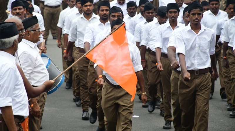 https://www.workersunity.com/wp-content/uploads/2022/11/RSS-members-flag-off-a-march-in-Perambalur-district-of-Tamilnadu.jpg