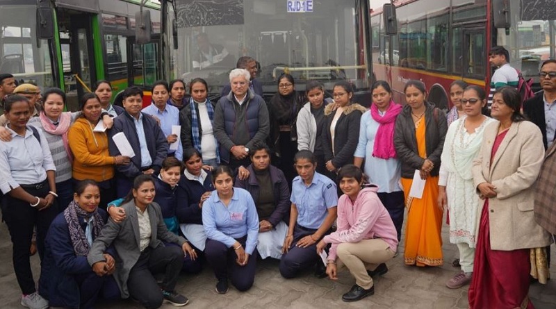 https://www.workersunity.com/wp-content/uploads/2023/02/DTC-women-drivers-in-Delhi.jpg