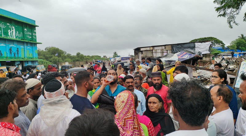 https://www.workersunity.com/wp-content/uploads/2023/07/Malad-ambujwadi-slum-demolition.jpg