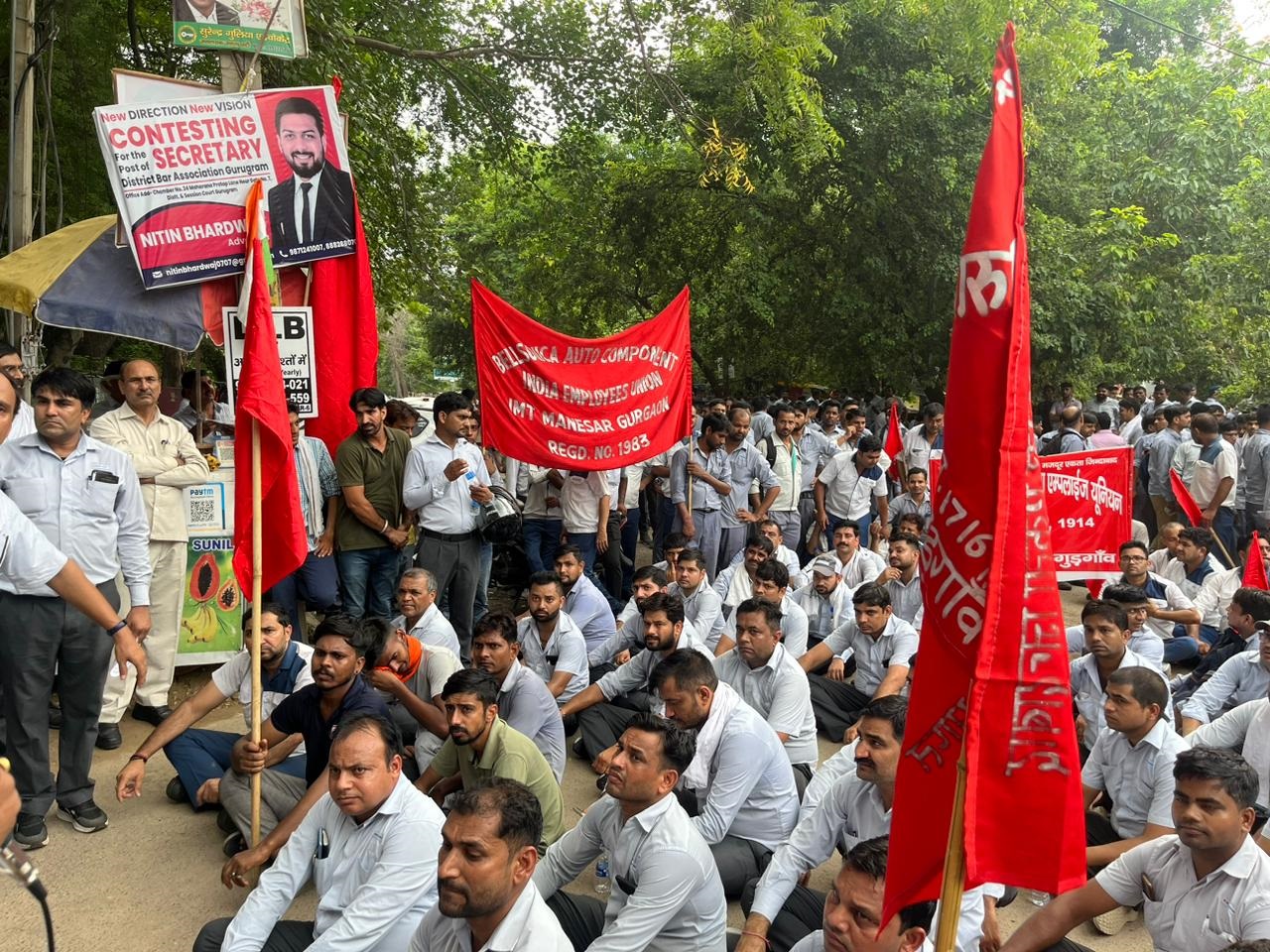 https://www.workersunity.com/wp-content/uploads/2023/07/maruti-workers-at-mini-secretariat.jpg