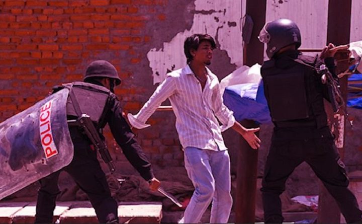 नोएडा प्रोटेस्ट में 1100 मज़दूर रिहा पर फ़ोन नहीं लौटा रही नोएडा पुलिस, आर्थिक ज़िंदगी का एक मात्र साधन कब मिलेगा?