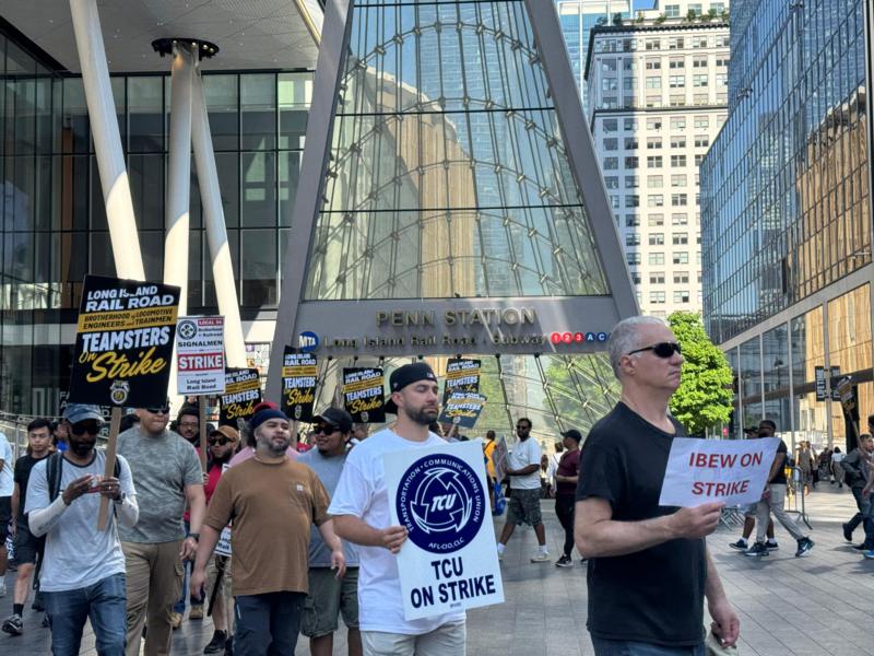 new york Rail strike 