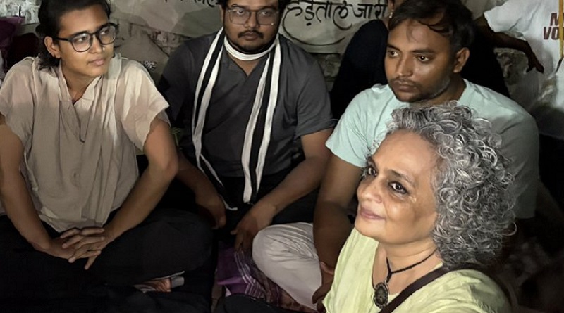 कॉकरोच आंदोलन को लेकर मशहूर लेखिका अरुंधति रॉय का भ्रम कैसे टूटा?