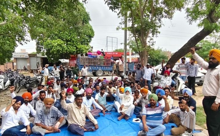पंजाब के बिजली कर्मचारियों की सामूहिक हड़ताल का तीसरा दिन, विरोध प्रदर्शन जारी