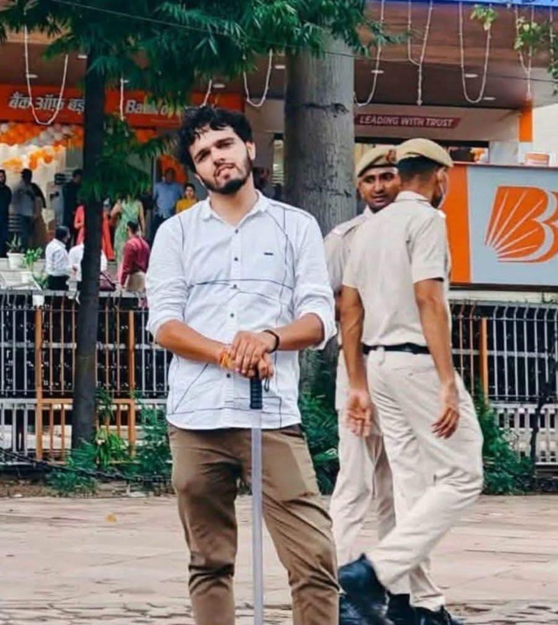 Youth jantar mantar protest police goons